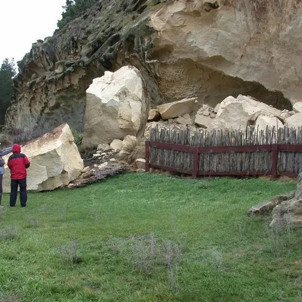 More work needed at rock art site
