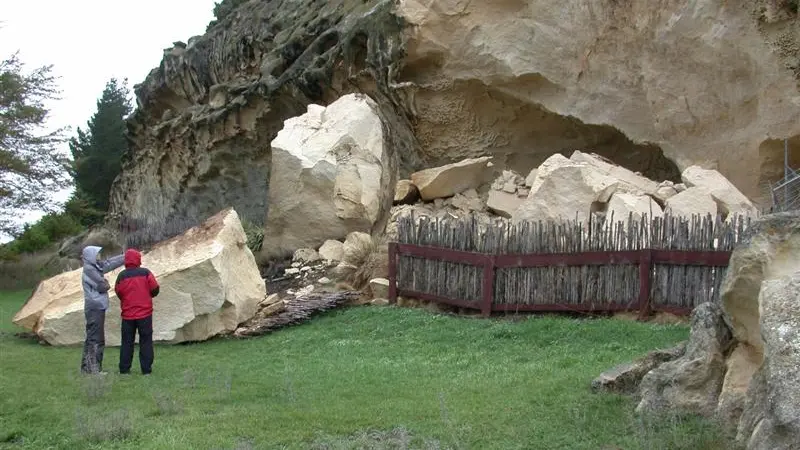 More work needed at rock art site