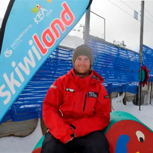 'Rewarding' getting youngsters skiing