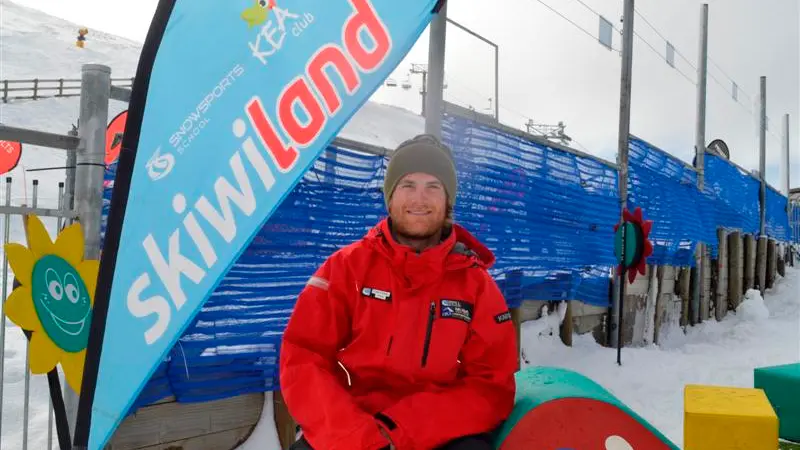 'Rewarding' getting youngsters skiing