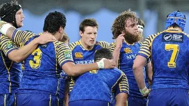 Rugby: Opening blitz by Wellington puts match beyond reach