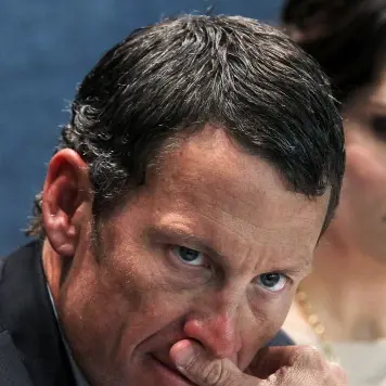 Cycling: British paper to sue Armstrong