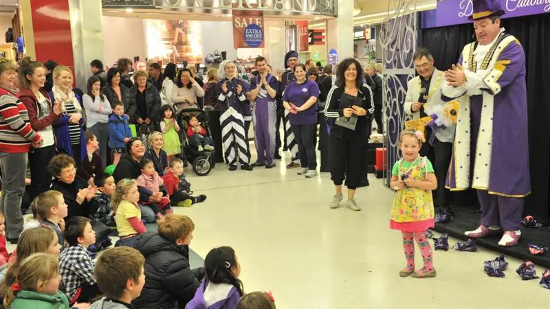 Inter-dimensional visitor gets carnival under way