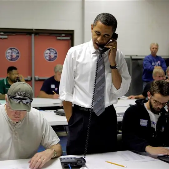 Obama and McCain keep campaigning as votes cast