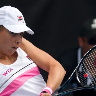 Tennis: Erakovic out in first round