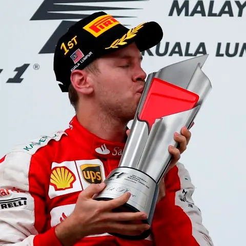 Motorsport: Vettel triumphs in Malaysian GP