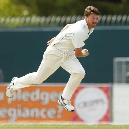 Cricket: Novice Aussie swing duo picked for NZ tour