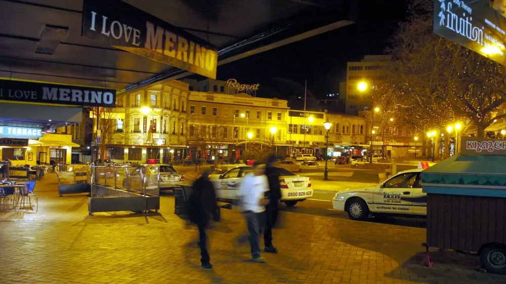 Submitters label Athenaeum a ‘non-starter’ for theatre plan