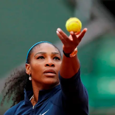 Tennis: Big guns advance at French Open
