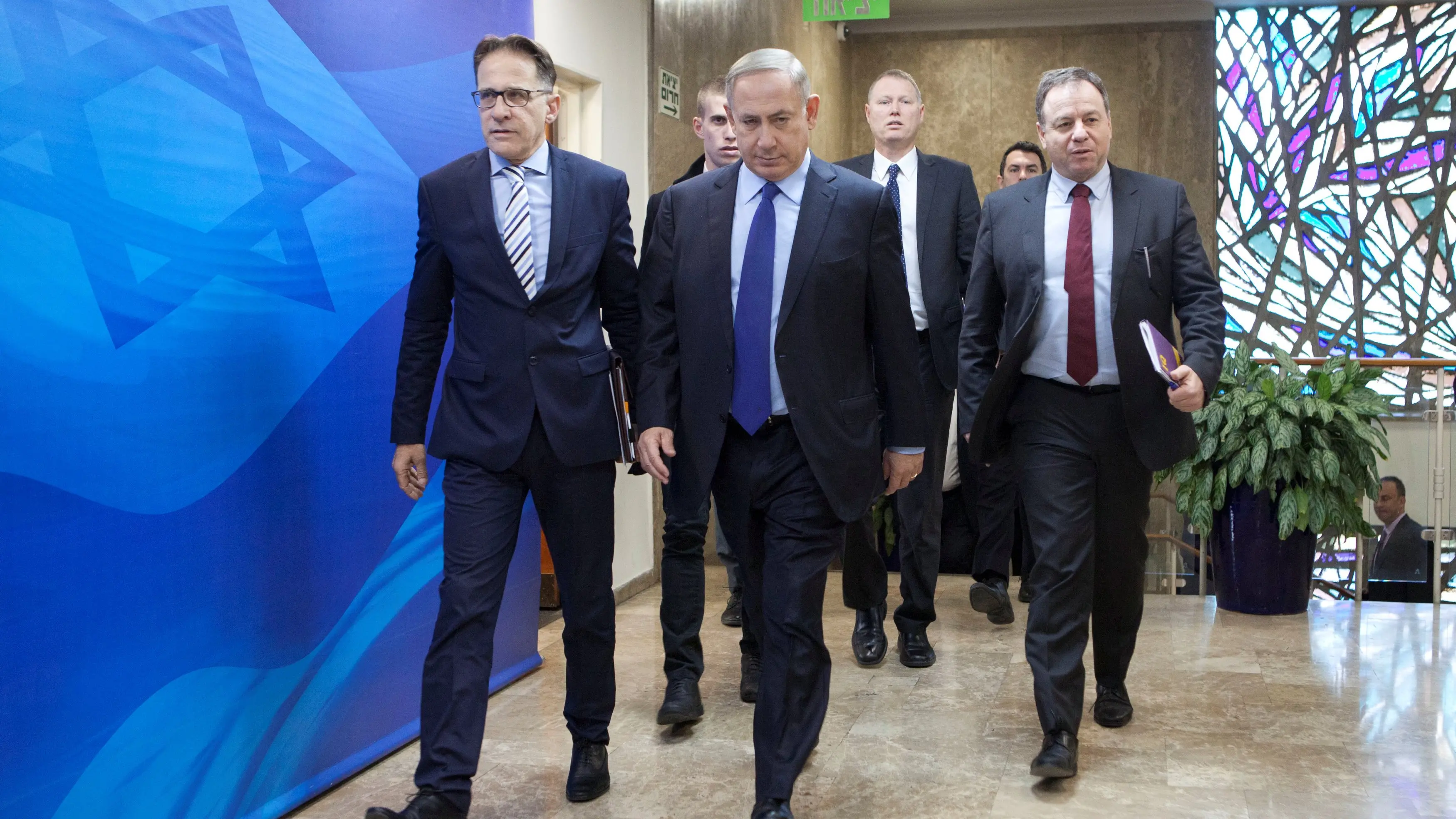 Israel, angered by UN vote, summons back ambassadors