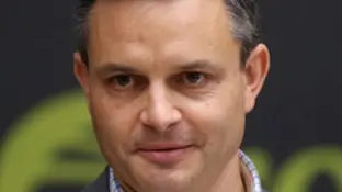Top Green Party staffers resign