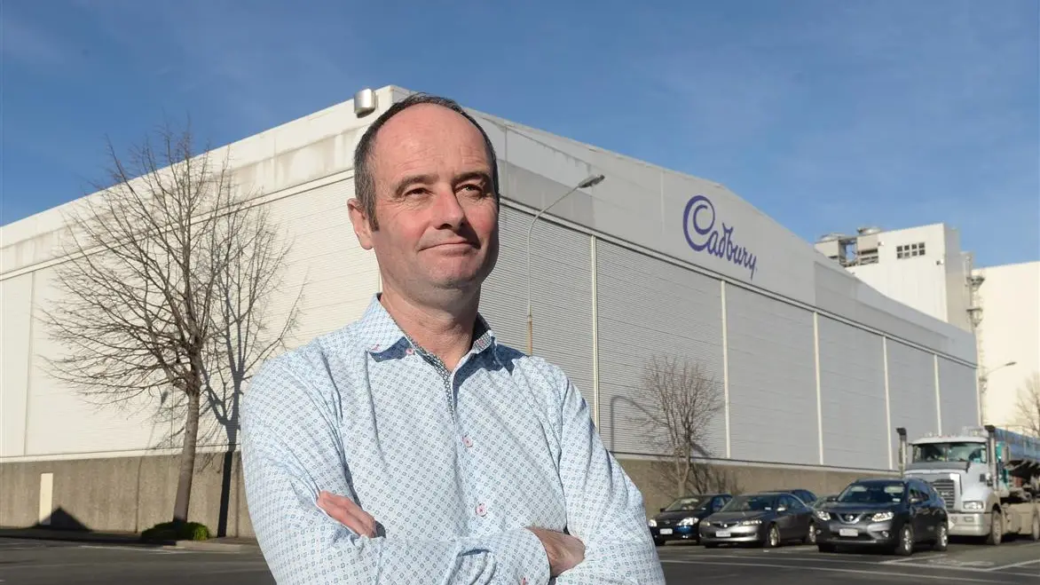 Pledges for save Cadbury bid pour in