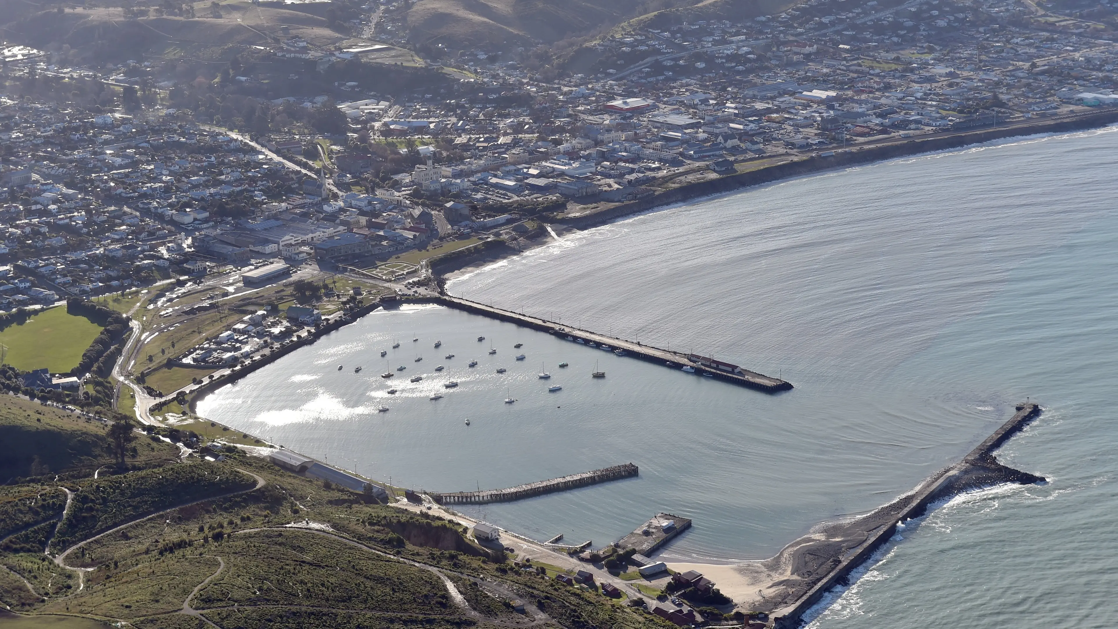 Deteriorating harbour conditions prompt review