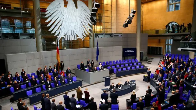 Man charged with plot to kill politicians, frame refugees