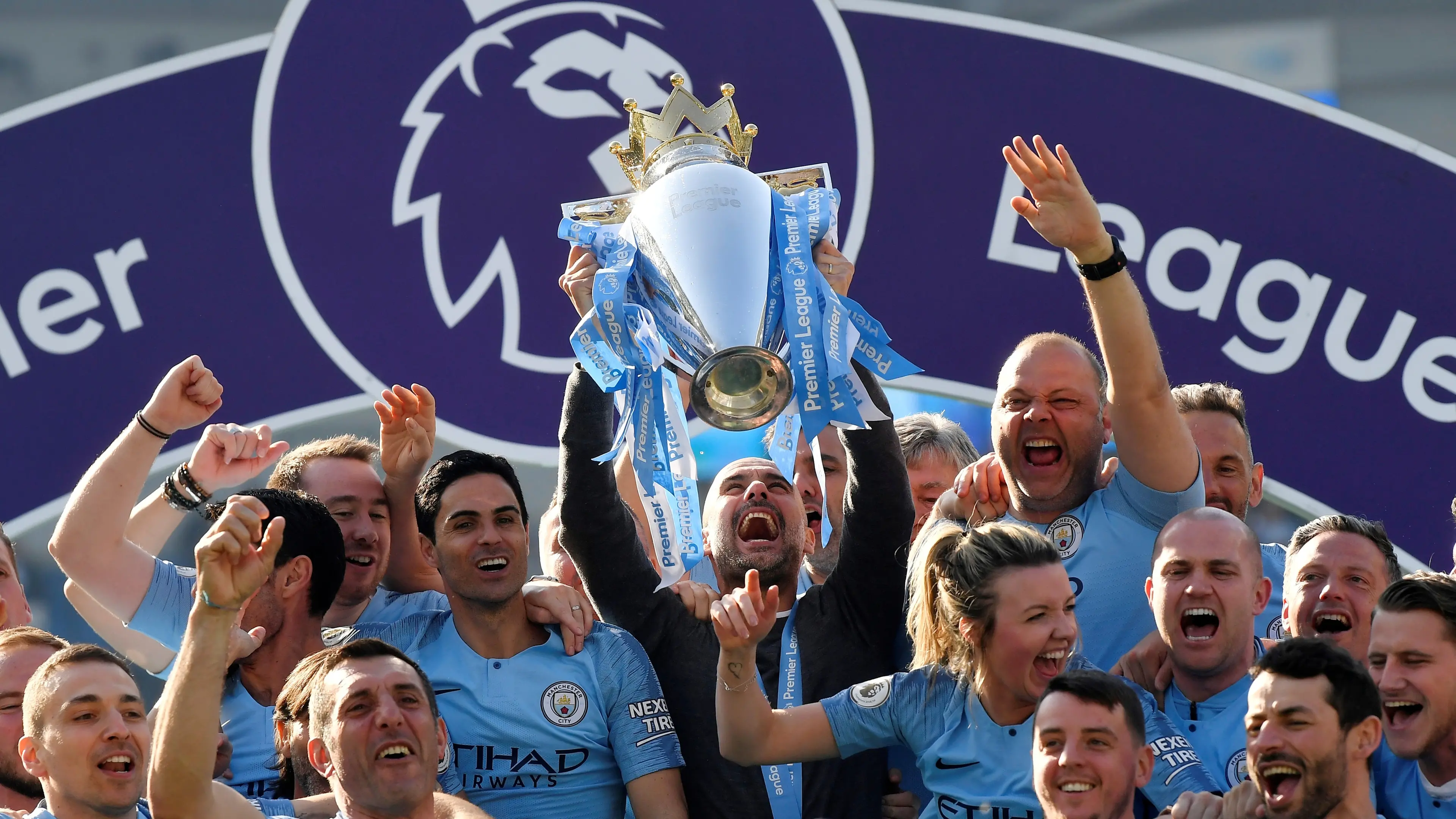 Ruthless Man City survive scare to retain title in style