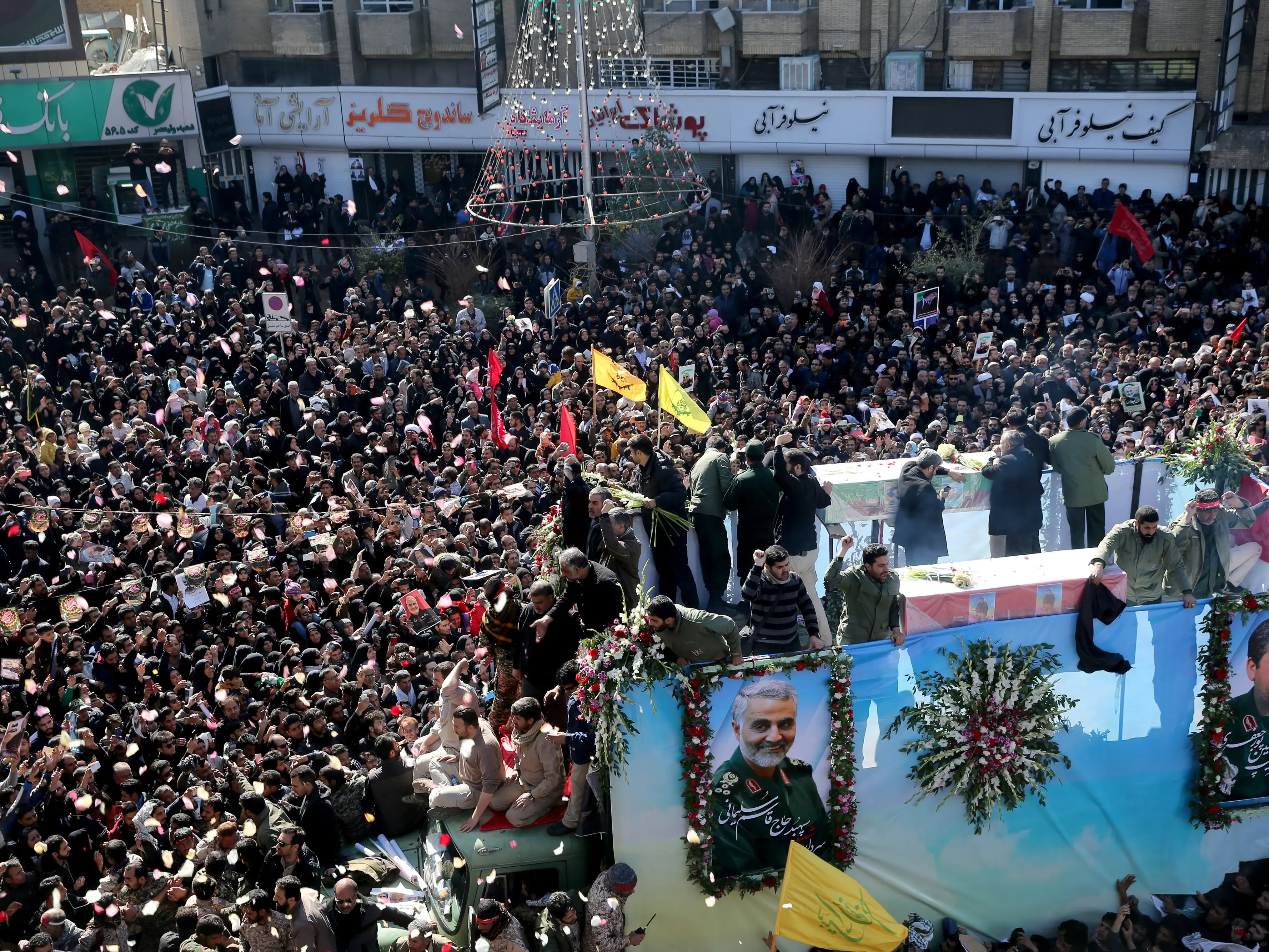 Dozens killed in crush at Iran general's funeral