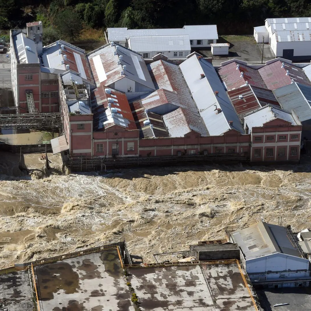 Firefighters to enter paper mill to assess toxic risk