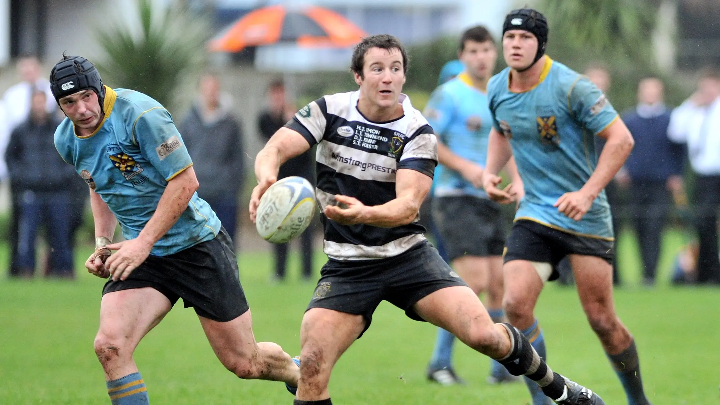 Varsity, Taieri favoured to make final