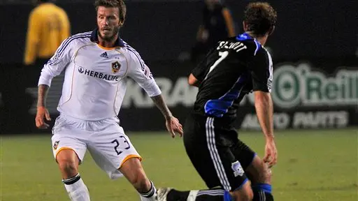 Football: Beckham to return to AC Milan