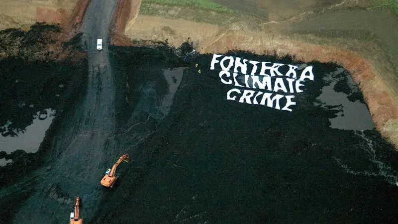 Accusations traded after Southern pit protest