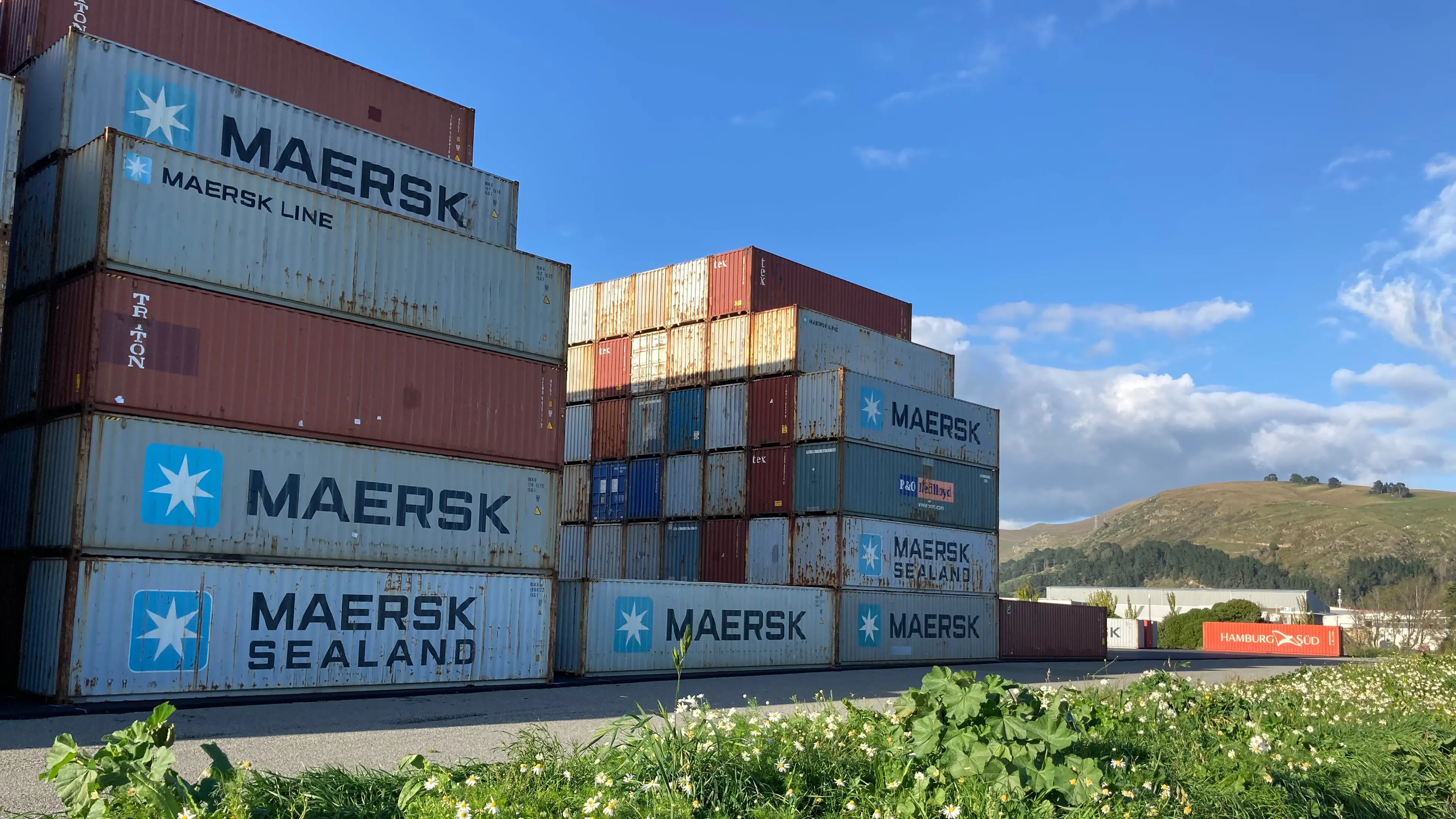 Residents near controversial shipping container site want mayor's help