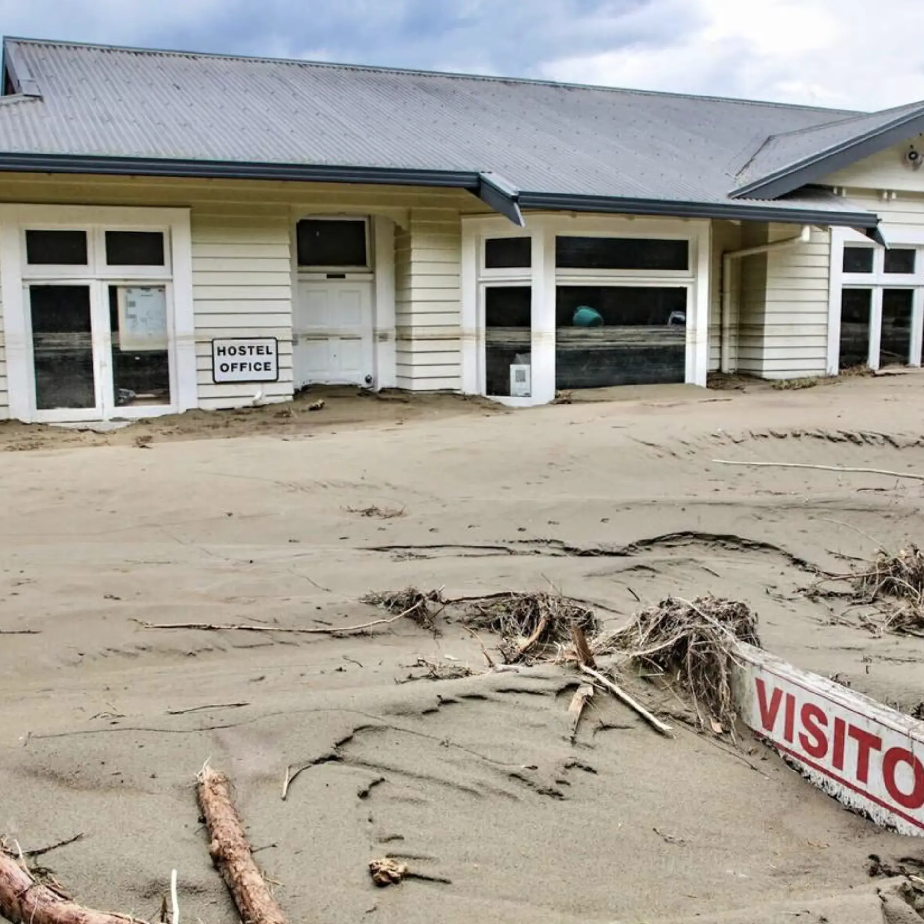 Govt reveals $941m cyclone, floods recovery package