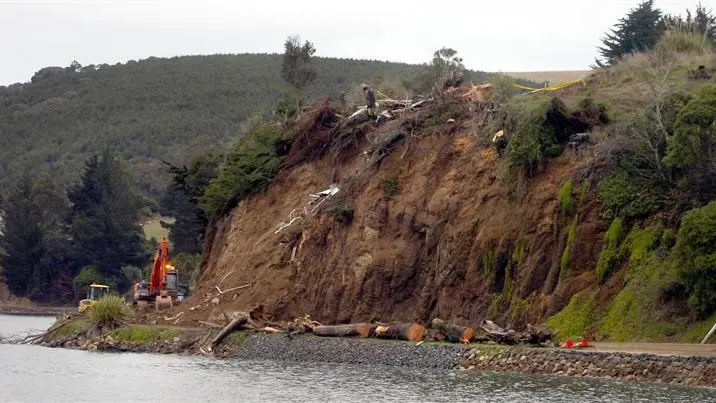 Peninsula road closed until tomorrow