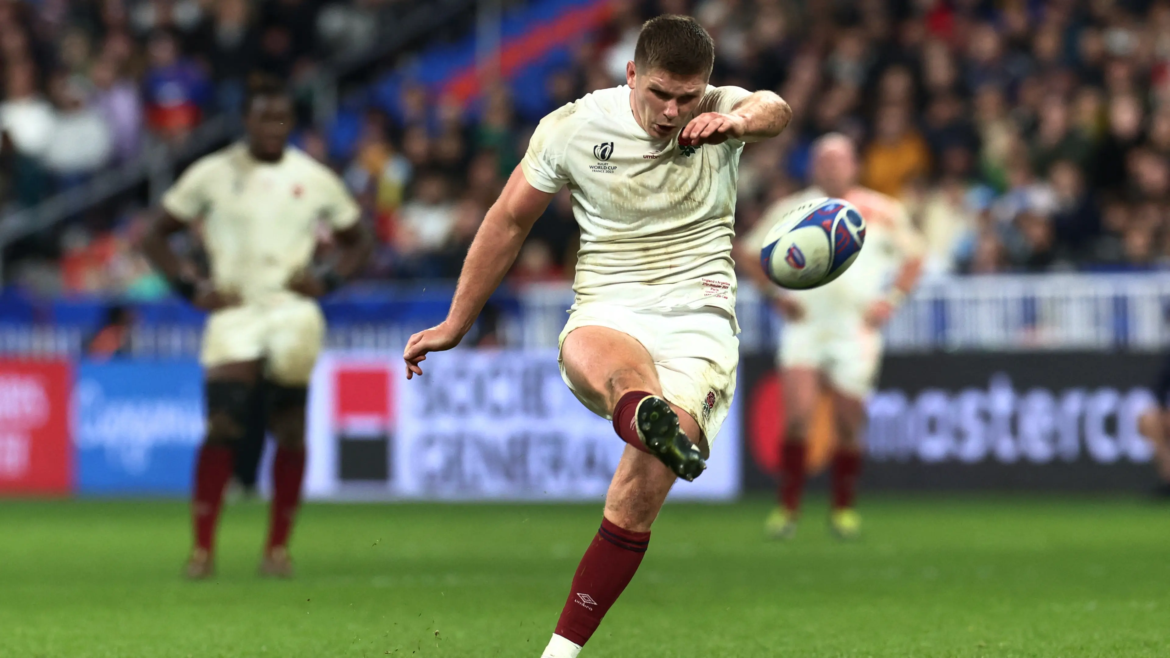 England hold off Pumas to take bronze