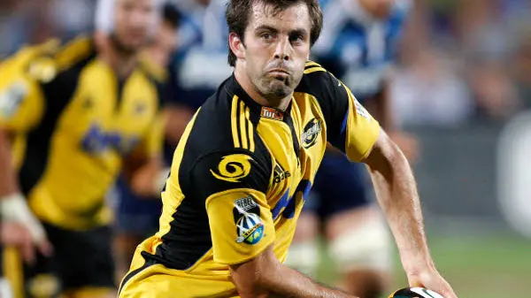 Rugby: Carter issues SOS as All Blacks duo reunite