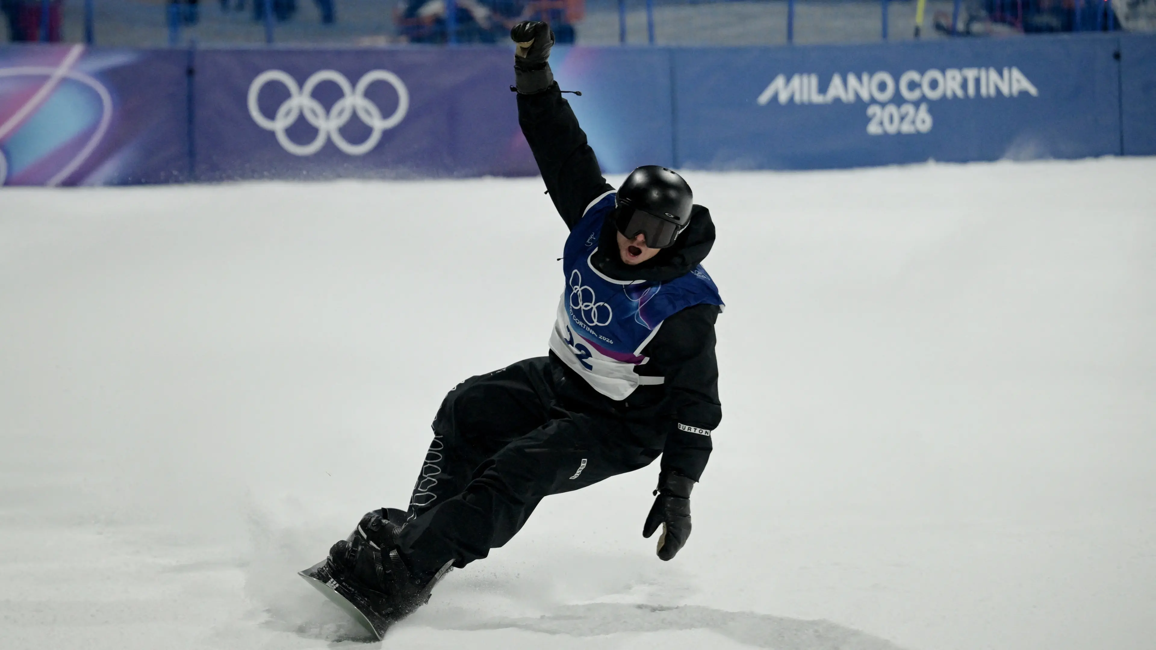 Kiwi snowboarders off to flying start