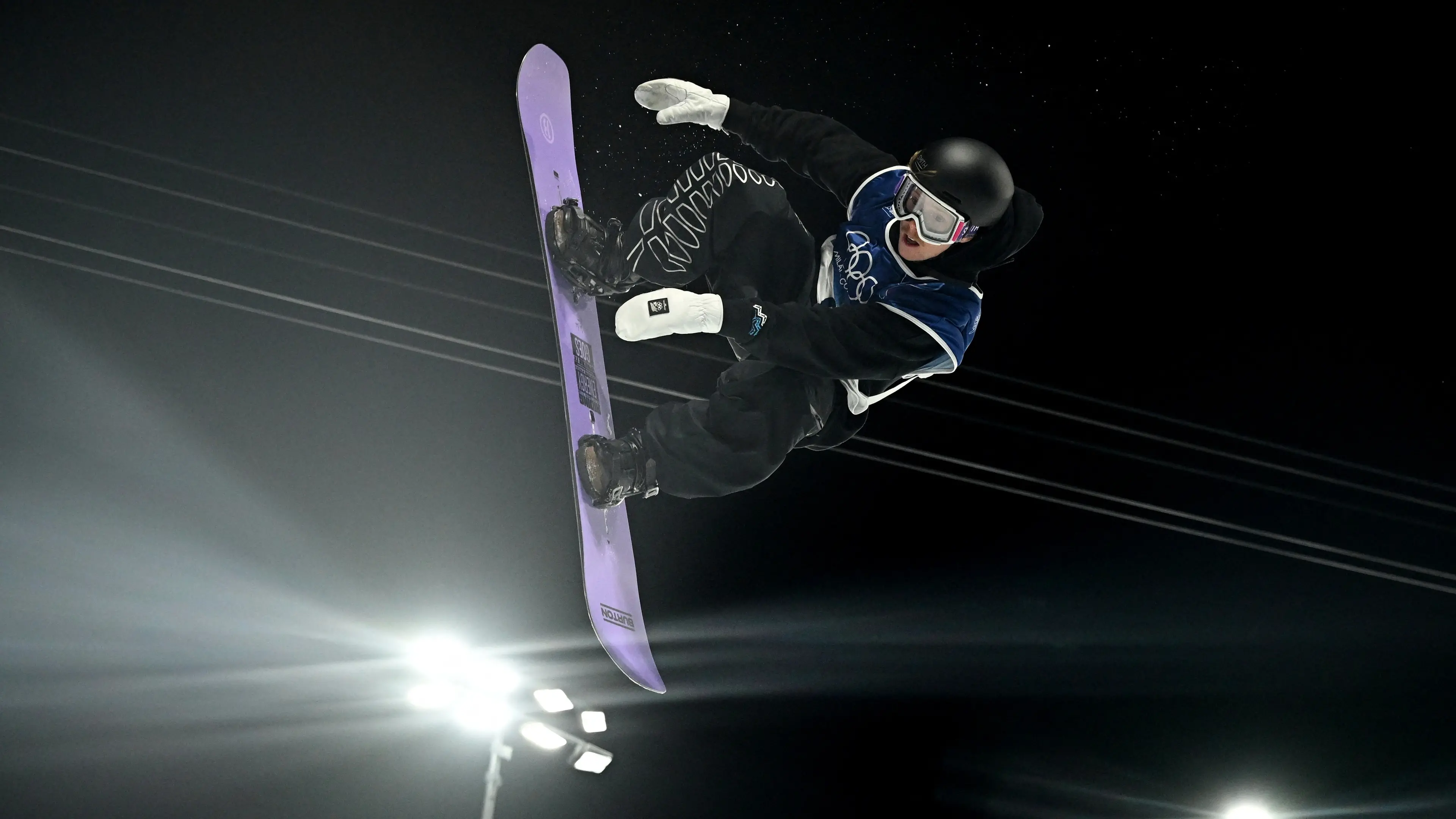 Wānaka snowboarder soars into halfpipe final