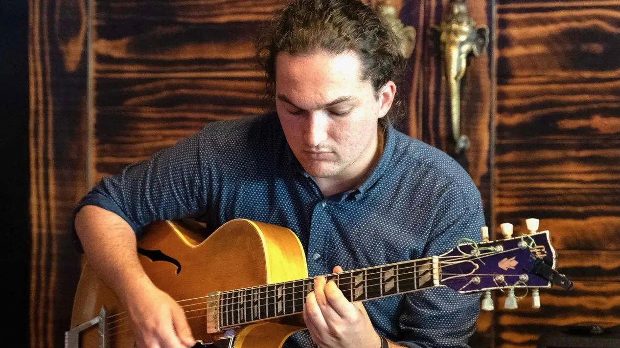 Up-and-coming jazz artist set to serenade