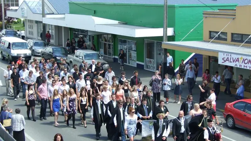 Telford students celebrate with graduation parade