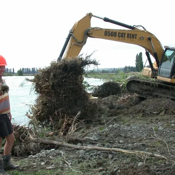 Farmer starts work on mitigating erosion