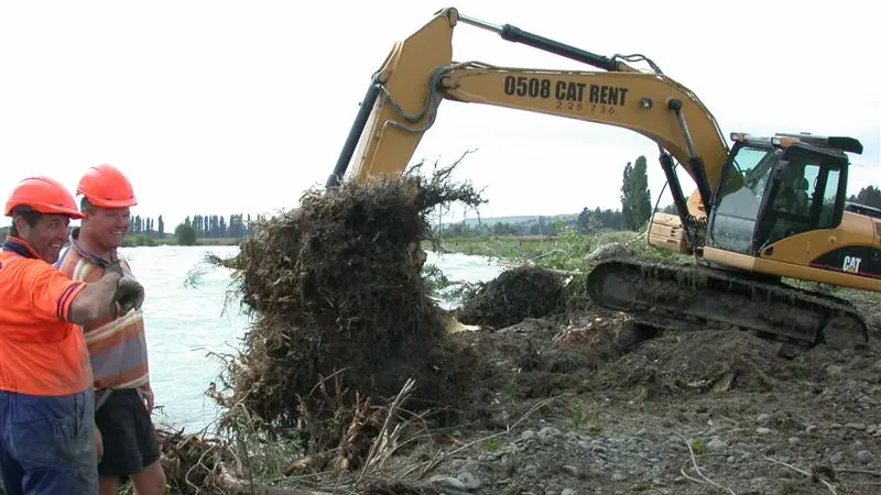 Farmer starts work on mitigating erosion