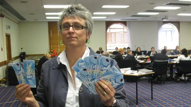 Keeping money in city promoted