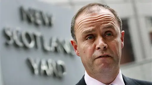 London police feel the heat in hacking scandal