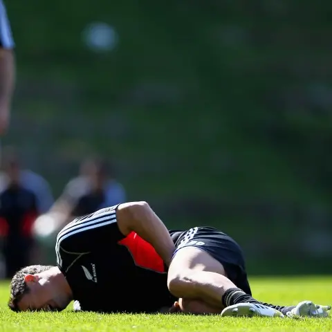 Carter injury casts shadow over Cup