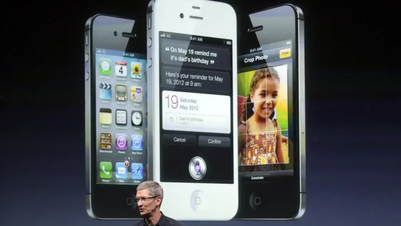 Poor launch; Apple shares hit