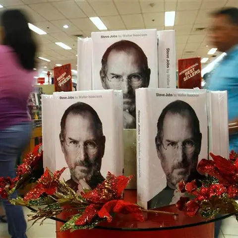 Steve Jobs and Apple skewered on New York stage