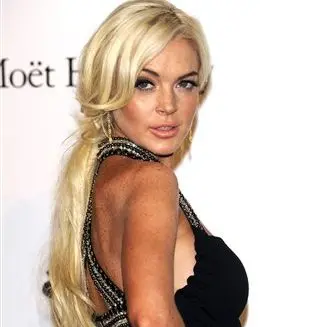 Lindsay Lohan checks in and out of jail
