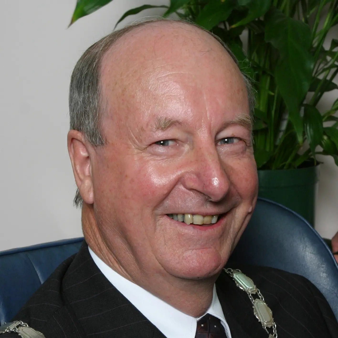 Bridge finance issue pits council against MP