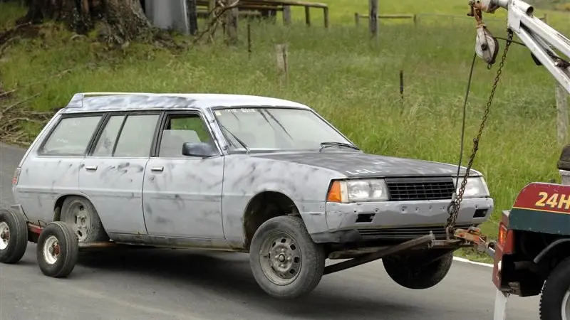 Road spikes end car chase