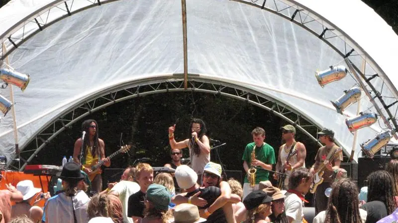 New year tour brings Taos to the South