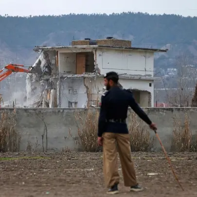 Pakistan completes demolition of bin Laden compound
