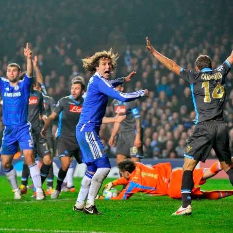 Football: Chelsea win big to keep Champs League hopes alive
