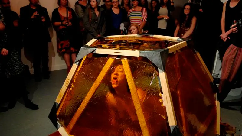 Sweet success for nude toffee stunt