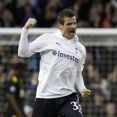 Football: New Spurs deal likely for Nelsen