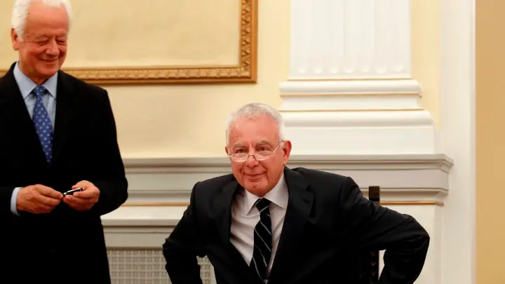 Caretaker PM until June vote in Greece