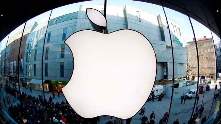 Apple still world's leading brand